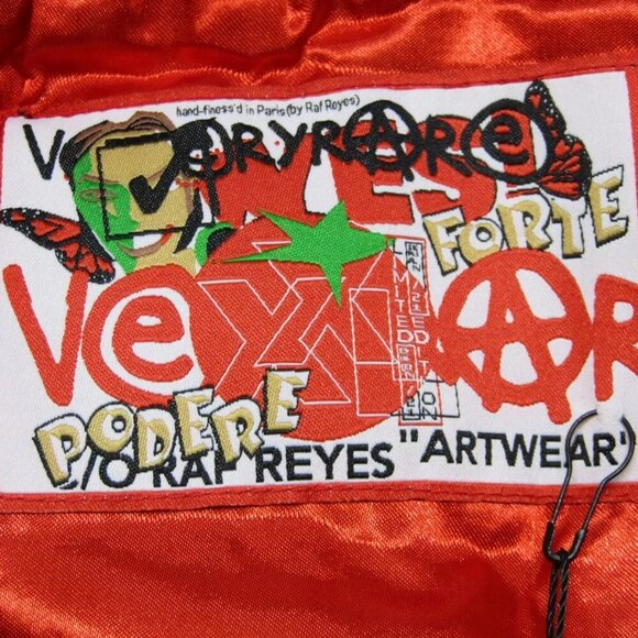 NEW VERYRARE  Sweatshirt White/Red Size XXL Take Your Pills Crewneck Pullover - Picture 3 of 9